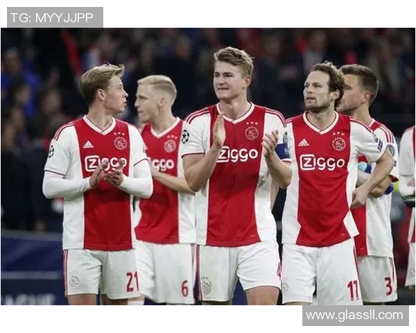 阿贾克斯主场迎战乌得勒之争夺胜利的关键对决分析 阿贾克斯主场迎战乌得勒之争夺胜利的关键对决分析