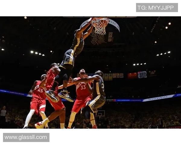 勇士与猛龙激战NBA总决赛历史性对决回顾与精彩瞬间分析 勇士与猛龙激战NBA总决赛历史性对决回顾与精彩瞬间分析