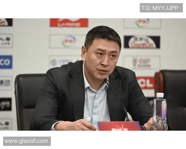 CBA前史首队!同曦新赛季未开端换帅 洋帅贝帅下课王世龙接任 CBA前史首队!同曦新赛季未开端换帅 洋帅贝帅下课王世龙接任